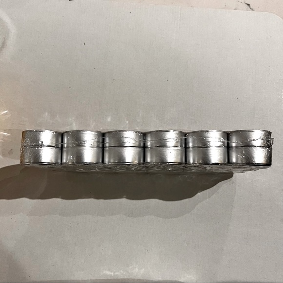 BRAND NEW SET OF 96 TEA LIGHTS - Picture 7 of 8